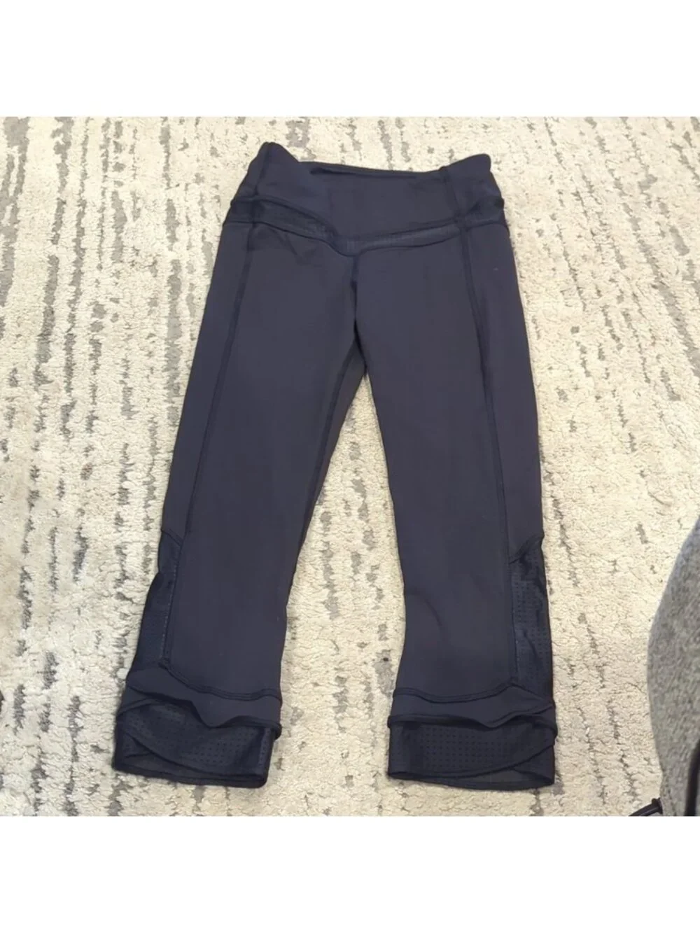 🦄 RARE Lululemon Lab Repetition Crop